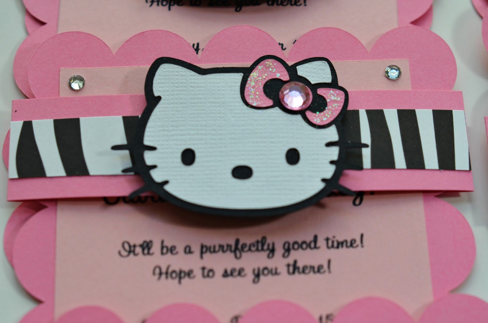 DIY Hello Kitty Birthday Invitations